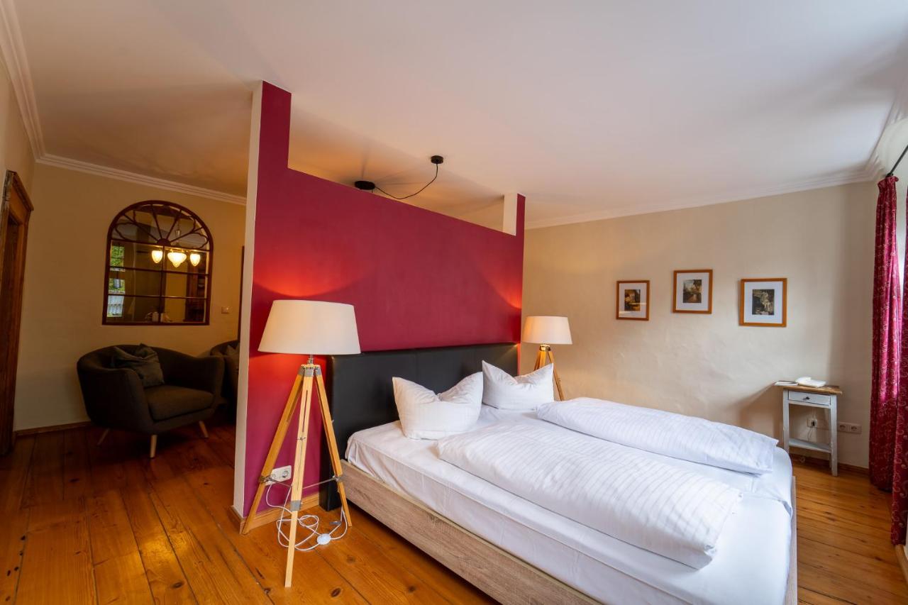 Ferienwohnung Hotel und Gasthof Dreibeiniger Hund - Chambres d'hôtes Görlitz
