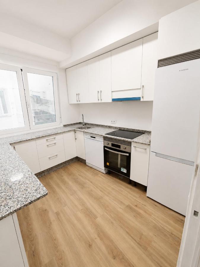 Apartamento Centro Ferrol, Amplio y Luminoso - Ferienwohnung Ferrol