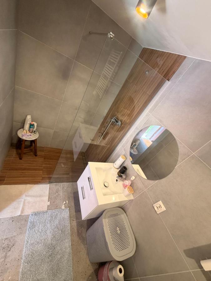 Dom nad jeziorem Krasne - Ferienwohnung Krasne