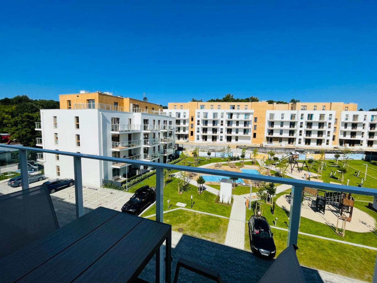 Błękit - baseny, sauny, jacuzzi, siłownia, bilard, sala zabaw, parking, do plaży 400m płaskie dojście - Chambres d'hôtes Jastrzębia Góra