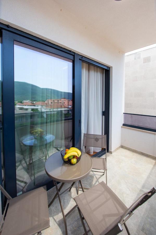 Lastva Cozy apartment - Ferienwohnung Prijevor