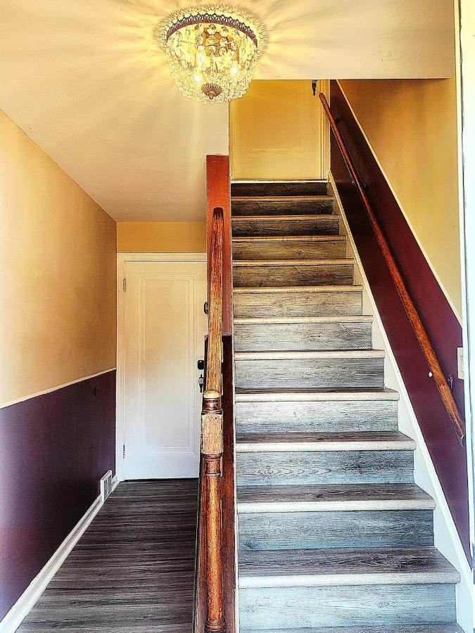 513Company - Private Theater in the Summer - B&B Cincinnati