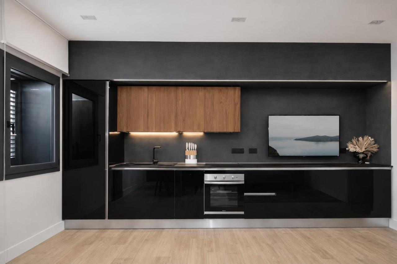 Suite Monte Nero Renovated 1BR Apartment, Central Olbia - Chambres d'hôtes Olbia