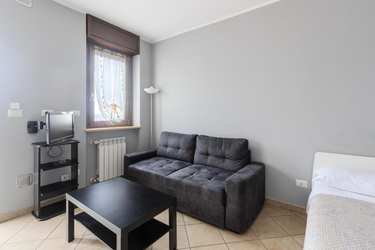 Turin Airport apt G - B&B Leinì