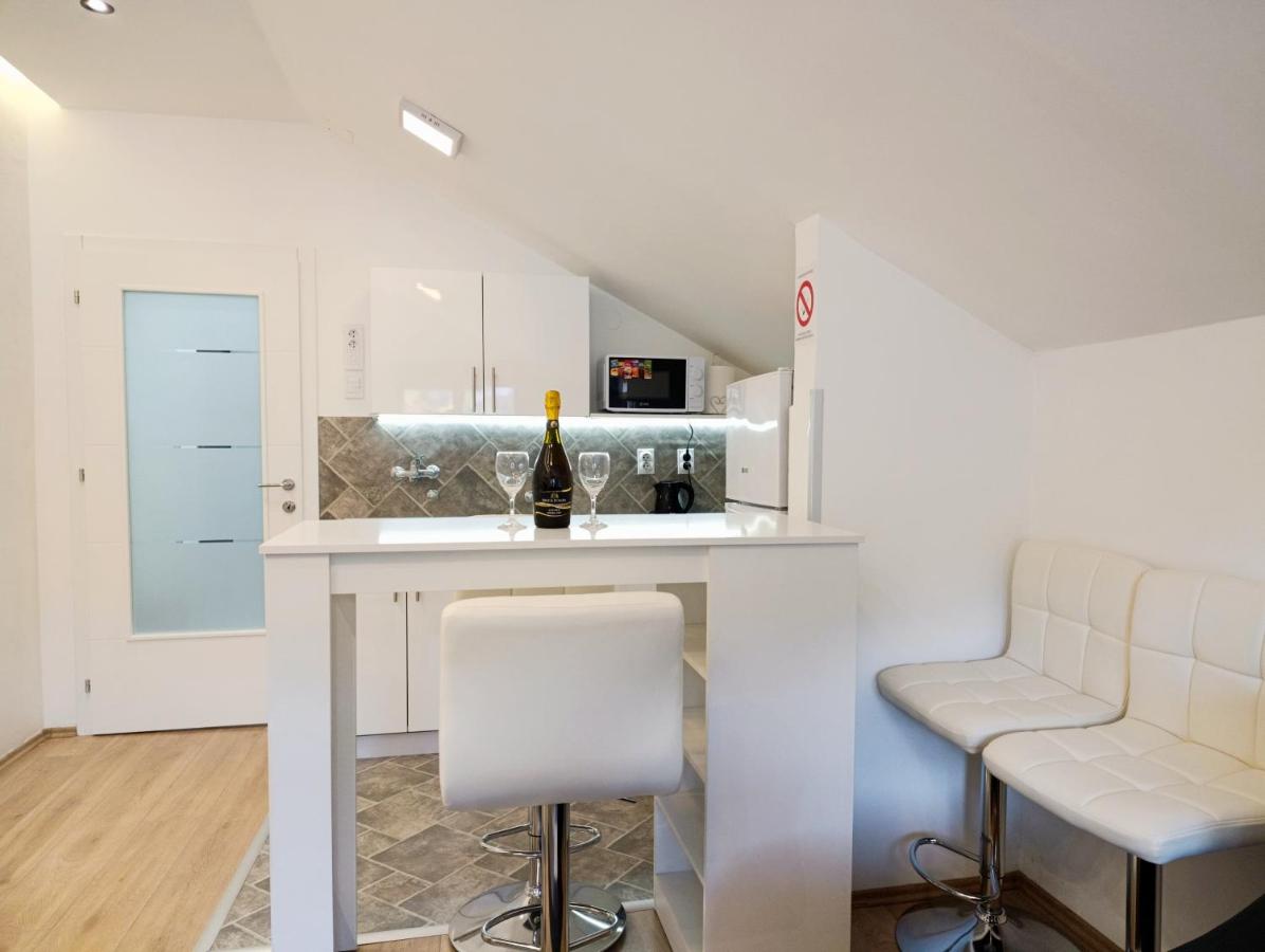 Gospođica - Bed and Breakfast Niš
