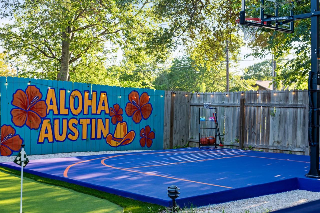Lone Star Luau - Pool Spa Billiard & Sport Court - Chambres d'hôtes Austin
