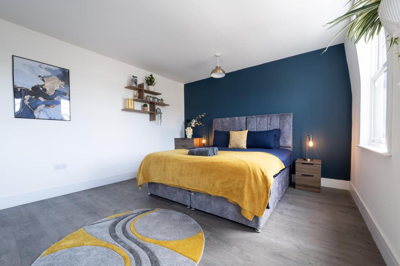 The Gold Residence | Boutique Stay in Whitstable - Bed and Breakfast Whitstable