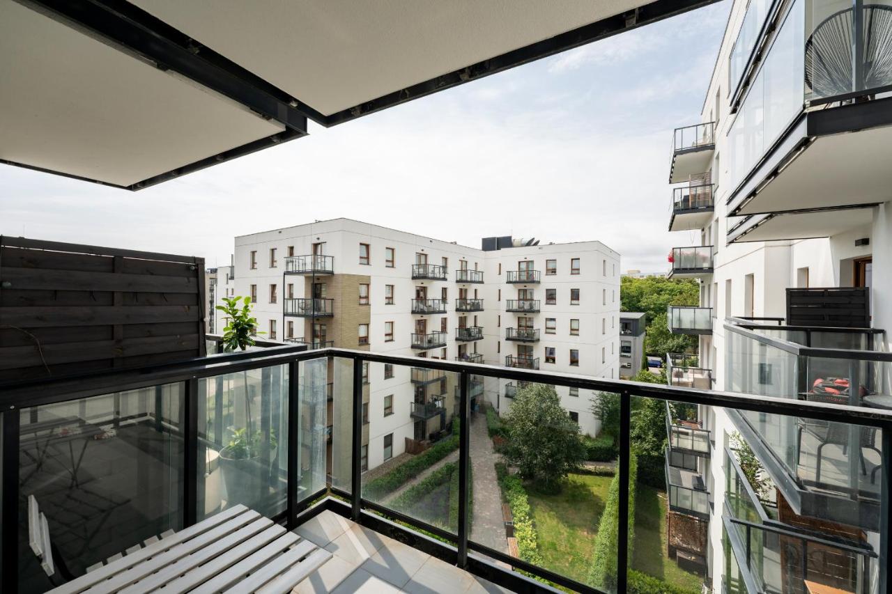 Grudziądzka Standard Apartment by BookingHost - B&B Danzica