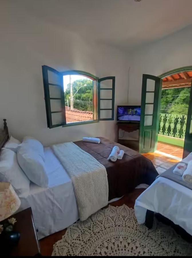 Dreibettzimmer mit Balkon
