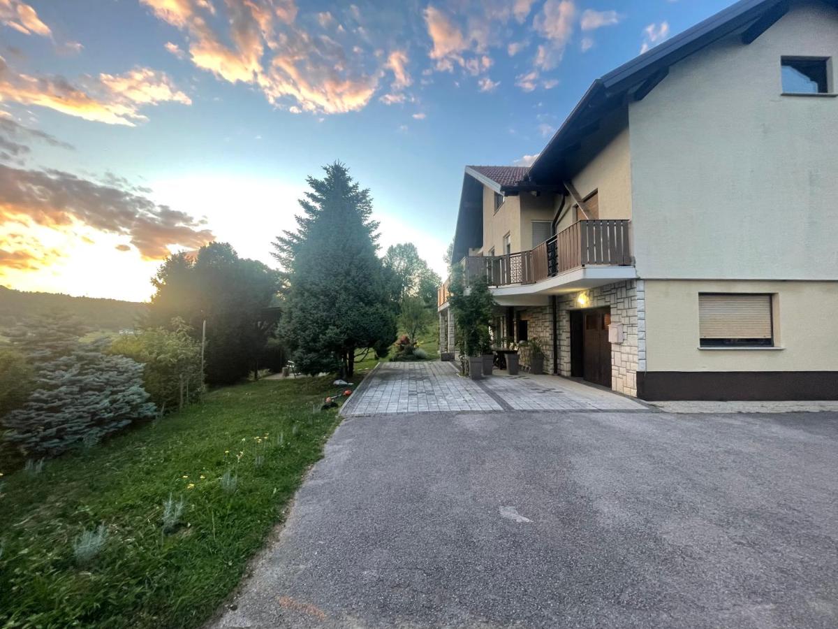 Apartma Loško - Chambres d'hôtes Cerknica