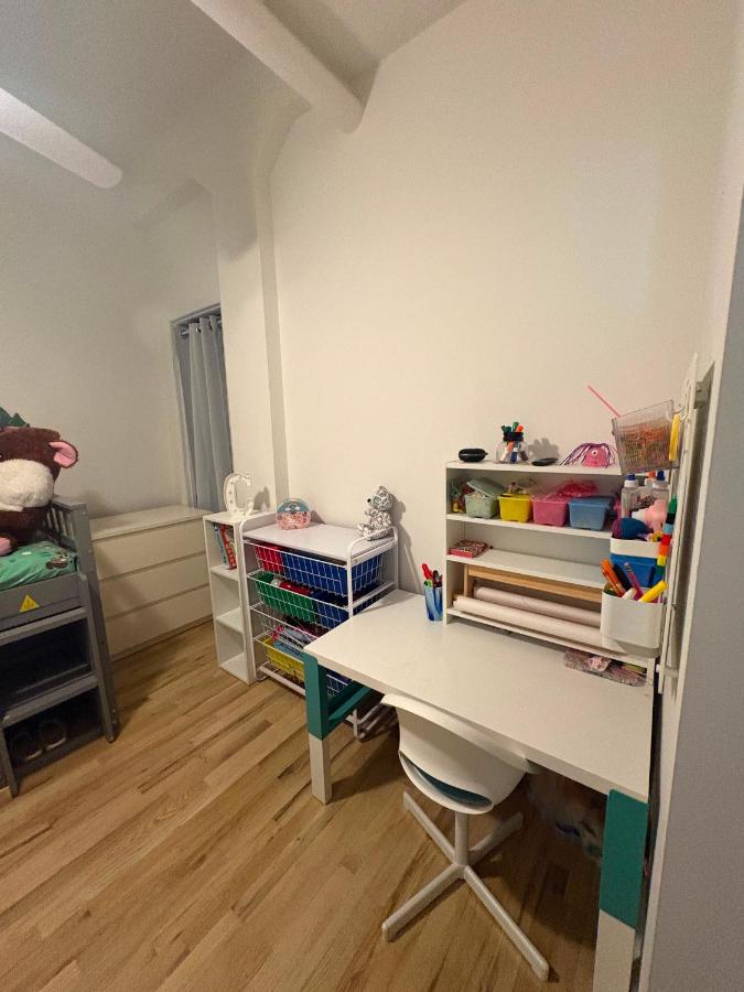 2BR Williamsburg Urban Retreat - B&B Brooklyn