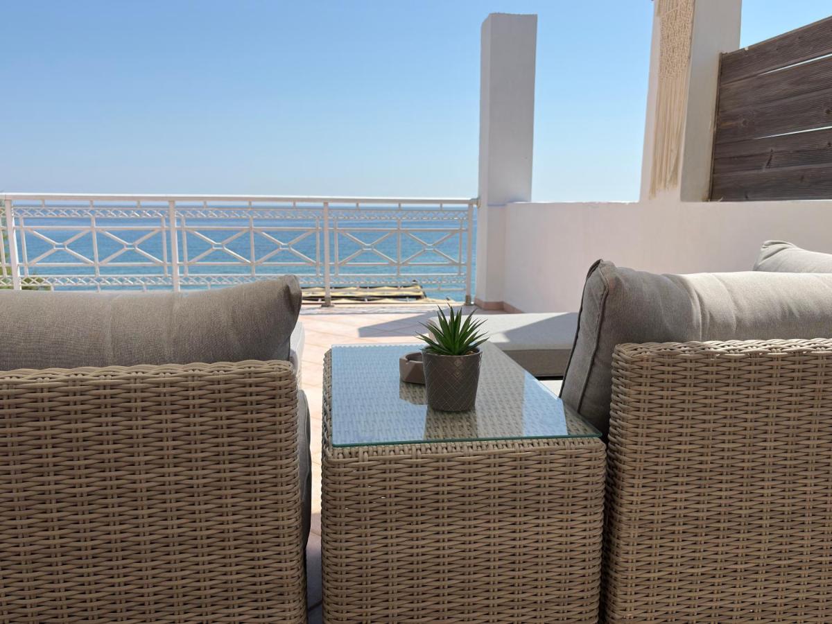 Aprilias apartment Ocean view - Bed and Breakfast Ágios Geórgios