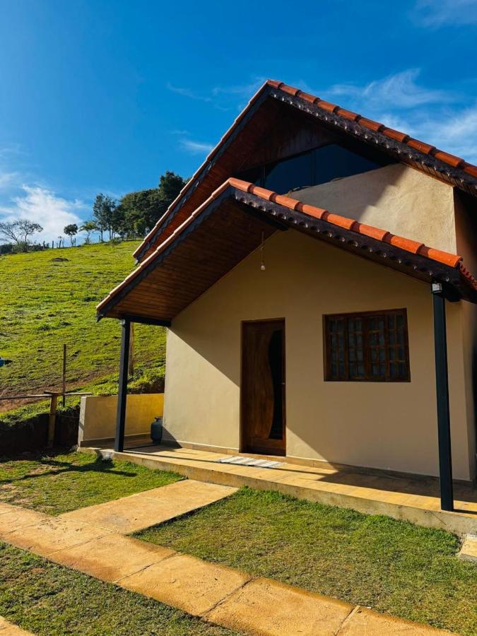 Chalé Recanto Figueira - Bed and Breakfast Camanducaia