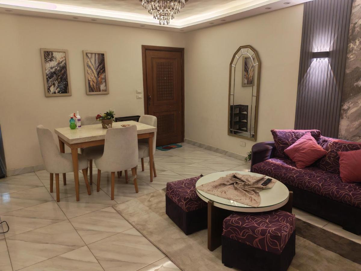 الاسكندريه المندره خطوات من الشاطئ ثاني نمره من الشاطيء تري البحر بوضوح من الجانب - Ferienwohnung Alexandria