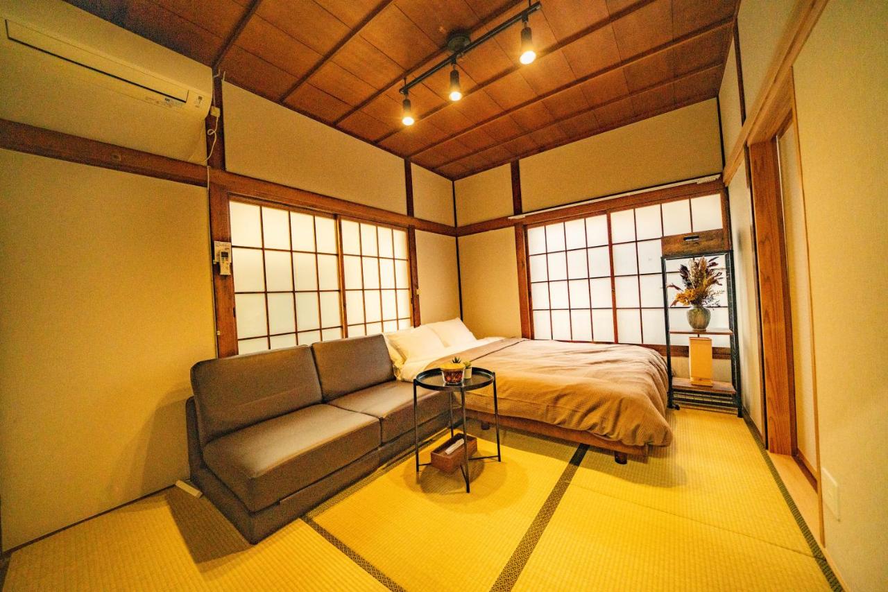 ACOE OKUBO - 3 BR Home in Shinjuku's Food Heaven Area - B&B Tokyo