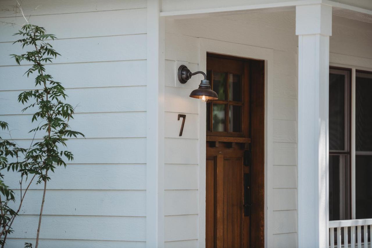 Flathead Cottage