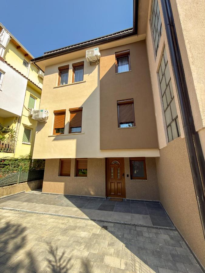 Filip Lux Apartments - Bed and Breakfast Ohrid