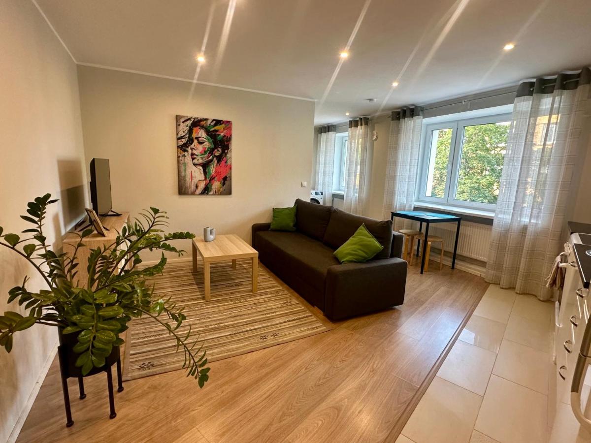 Central Location Apartment with Wide Bath - B&B Tallinn