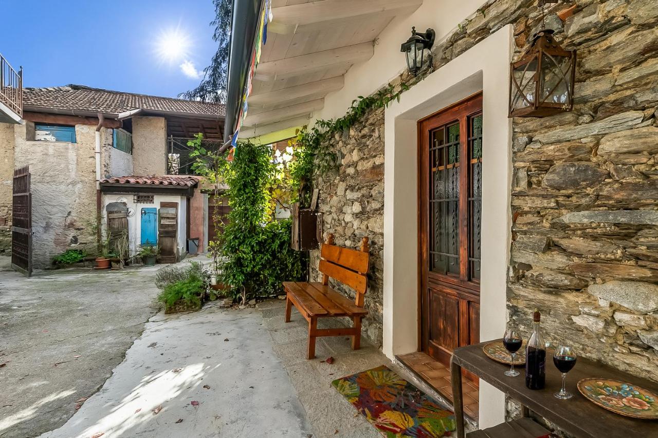 Il Nido del Ciabattino in old town - Happy Rentals - B&B Gignese