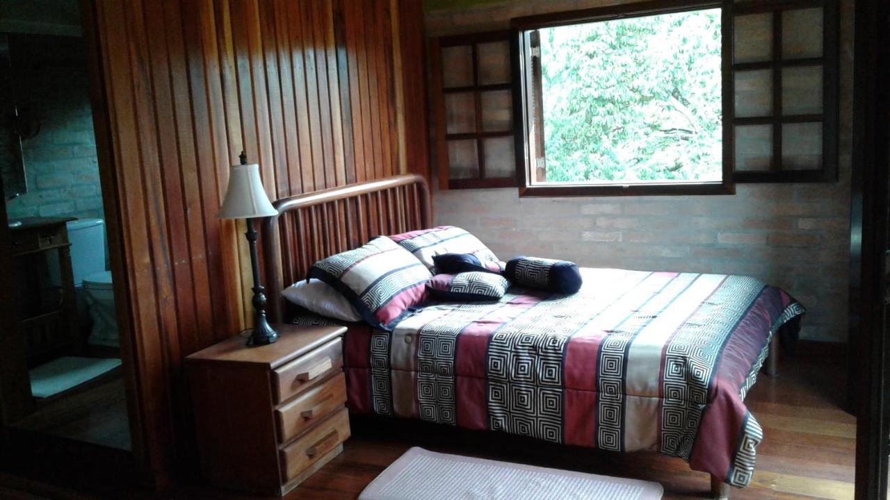 Chalé da Bel - Bed and Breakfast Santo Antônio do Pinhal