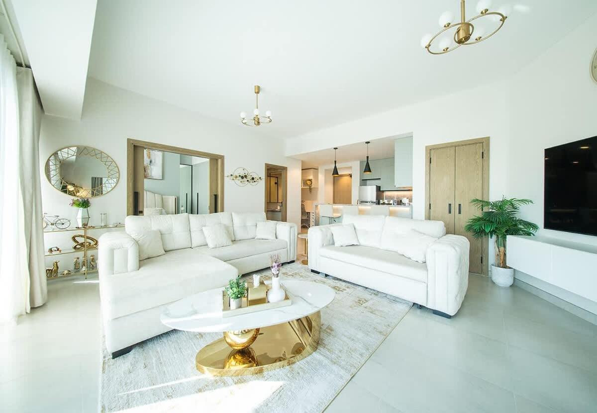 1 Bed in Golf Gate With Golf Course View - Bed and Breakfast Dubai