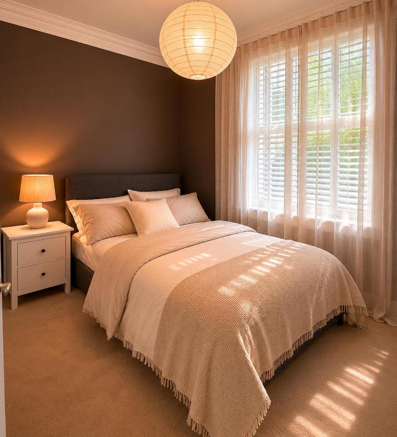 Maida Vale 2-Bed Apartment - Easy City Access - B&B London
