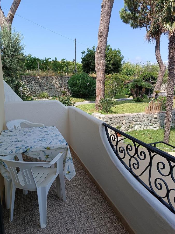 Appartamento con 2 Camere da Letto, Balcone e Vista mare