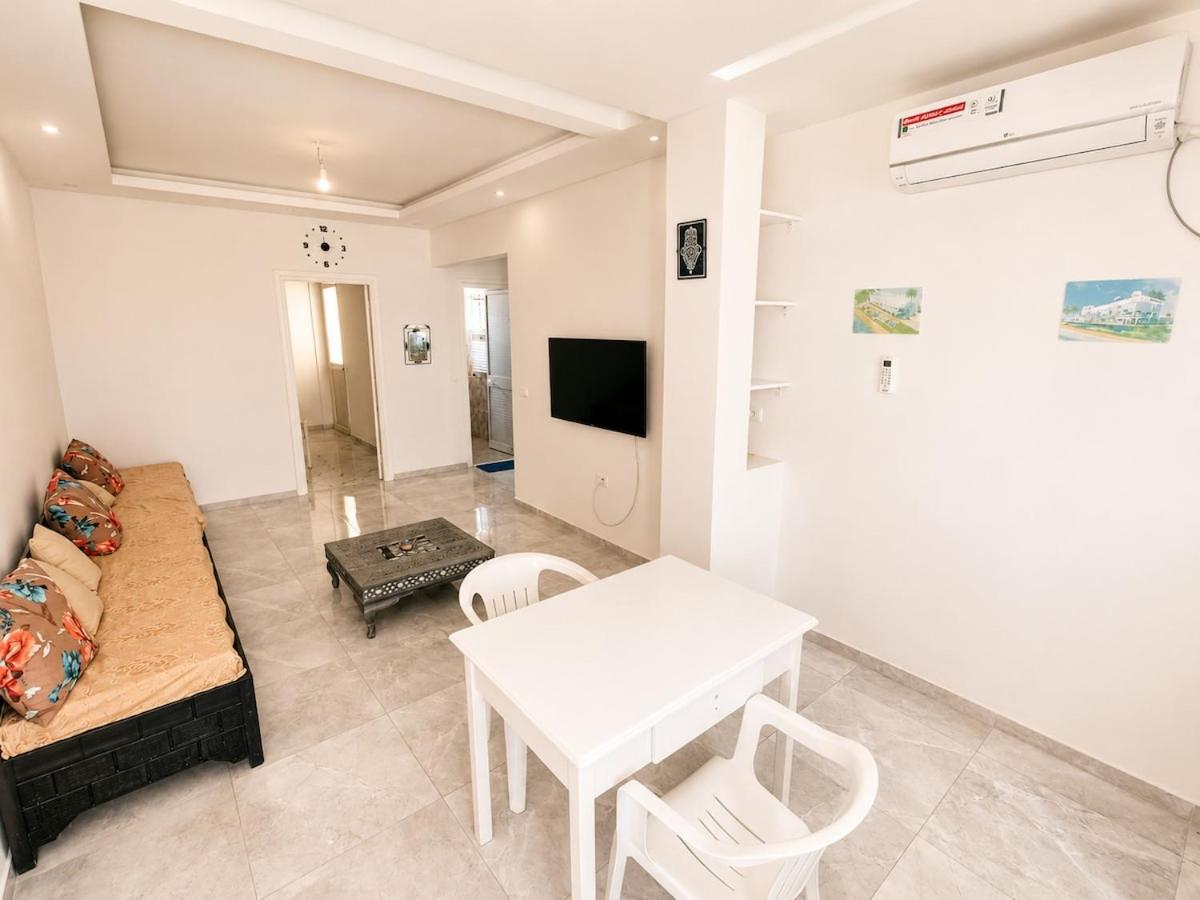 Contemporary Apartment City Center hammamet - Bed and Breakfast Hammamet