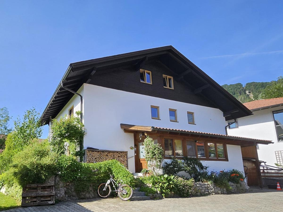 Ferienwohnung Hammerstein - B&B Aschau im Chiemgau