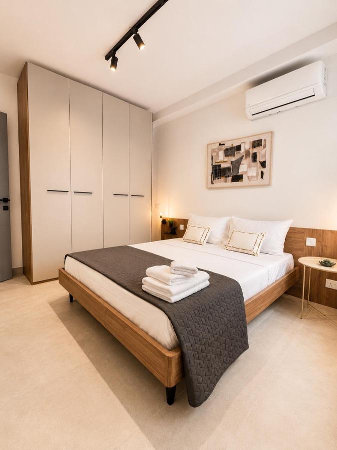 Veca Suites 2 New Apartment with Side Seaviews - B&B San Pawl il-Bahar