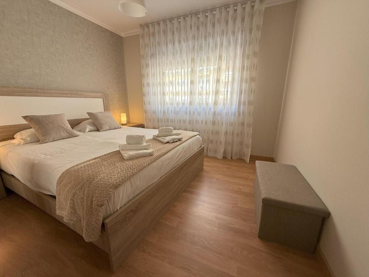 Arca de Ouro Apartamento Espaçoso by Su e Luís - Chambres d'hôtes Vila Nova de Gaia