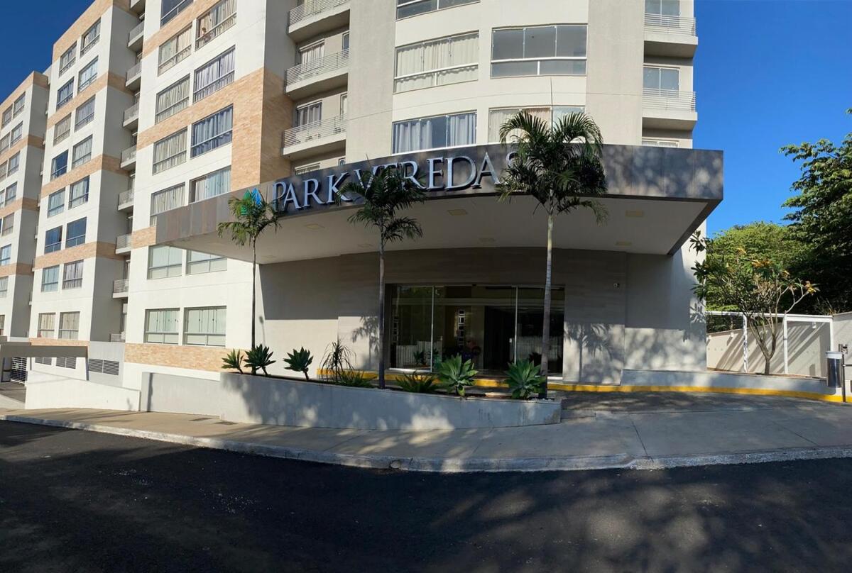 Flat com parque aquatico - B&B Rio Quente