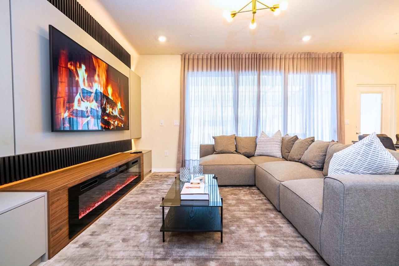 Upstay Family Fun 5BR Retreat w Pool & Games Room - Chambres d'hôtes Orlando