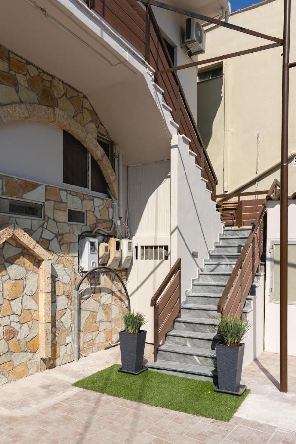 Nimaria Suites - B&B Gialova
