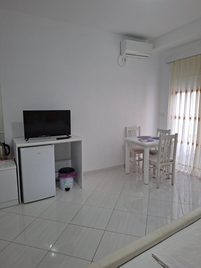Eleana Apartments - B&B Saranda