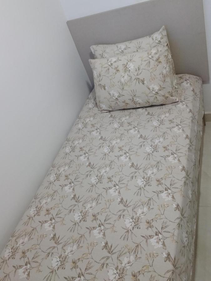 Apartamento 112 Pé na Praça 1 vaga Garagem 4 Hóspedes - B&B Poços de Caldas