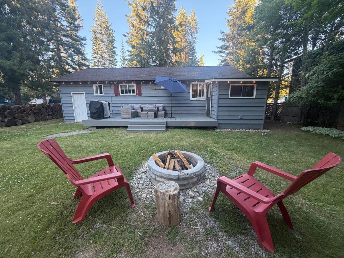Beautiful Bungalow and Bunk House, Close to Lake - B&B Nordman