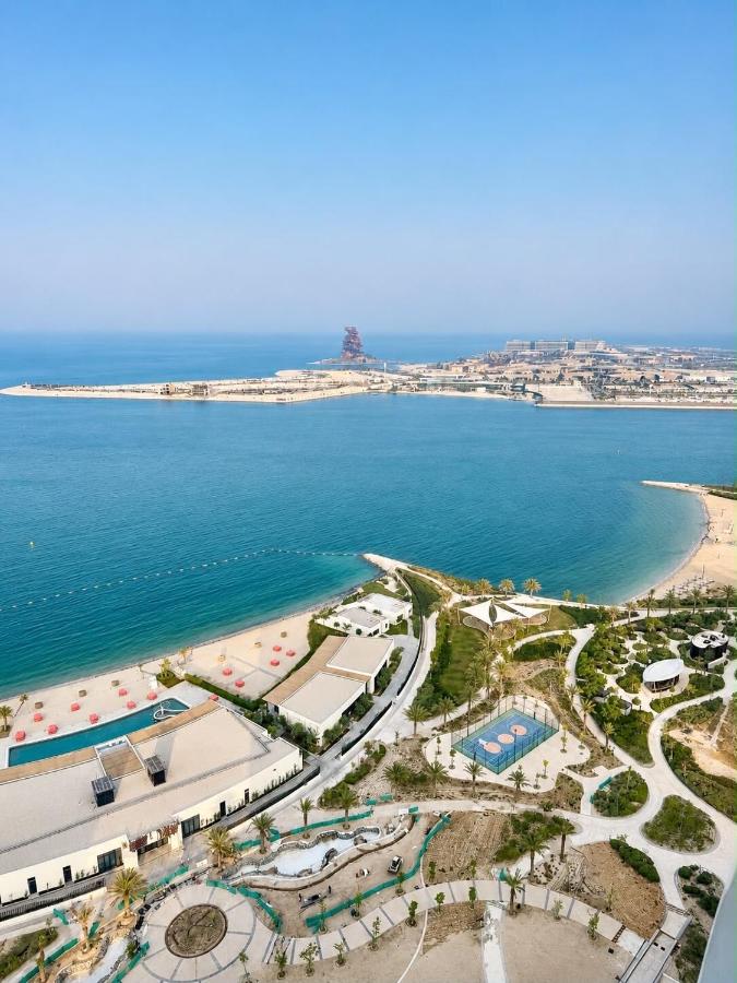 Luxury Sea view 2BR - Infinity Pool -Beach - Lusail - B&B Lusail