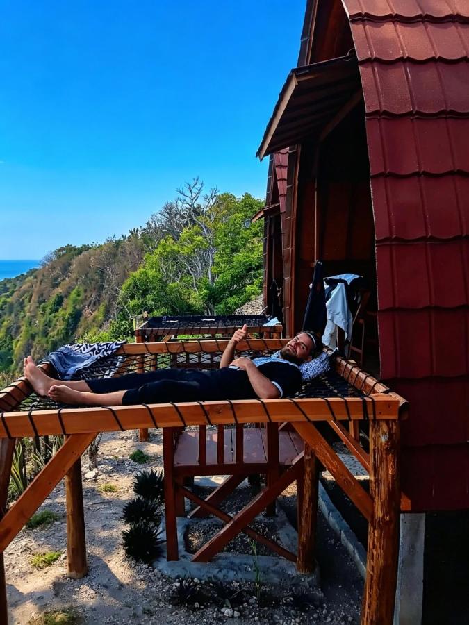 Nusa Penida Ocean Cliffside - Bed and Breakfast Semarapura