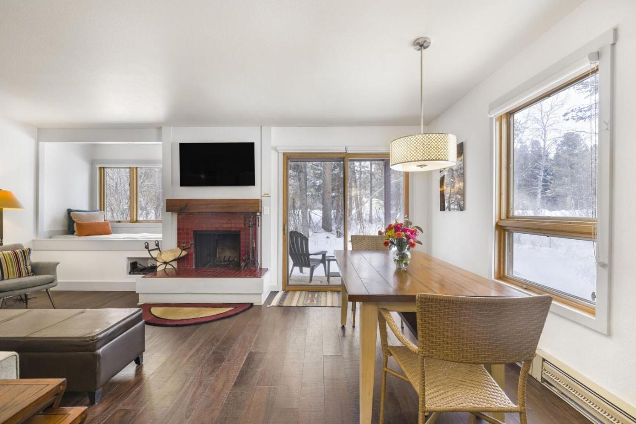RMR: Hawthorne 214 Condo in The AspensWilsonWY - Chambres d'hôtes Wilson