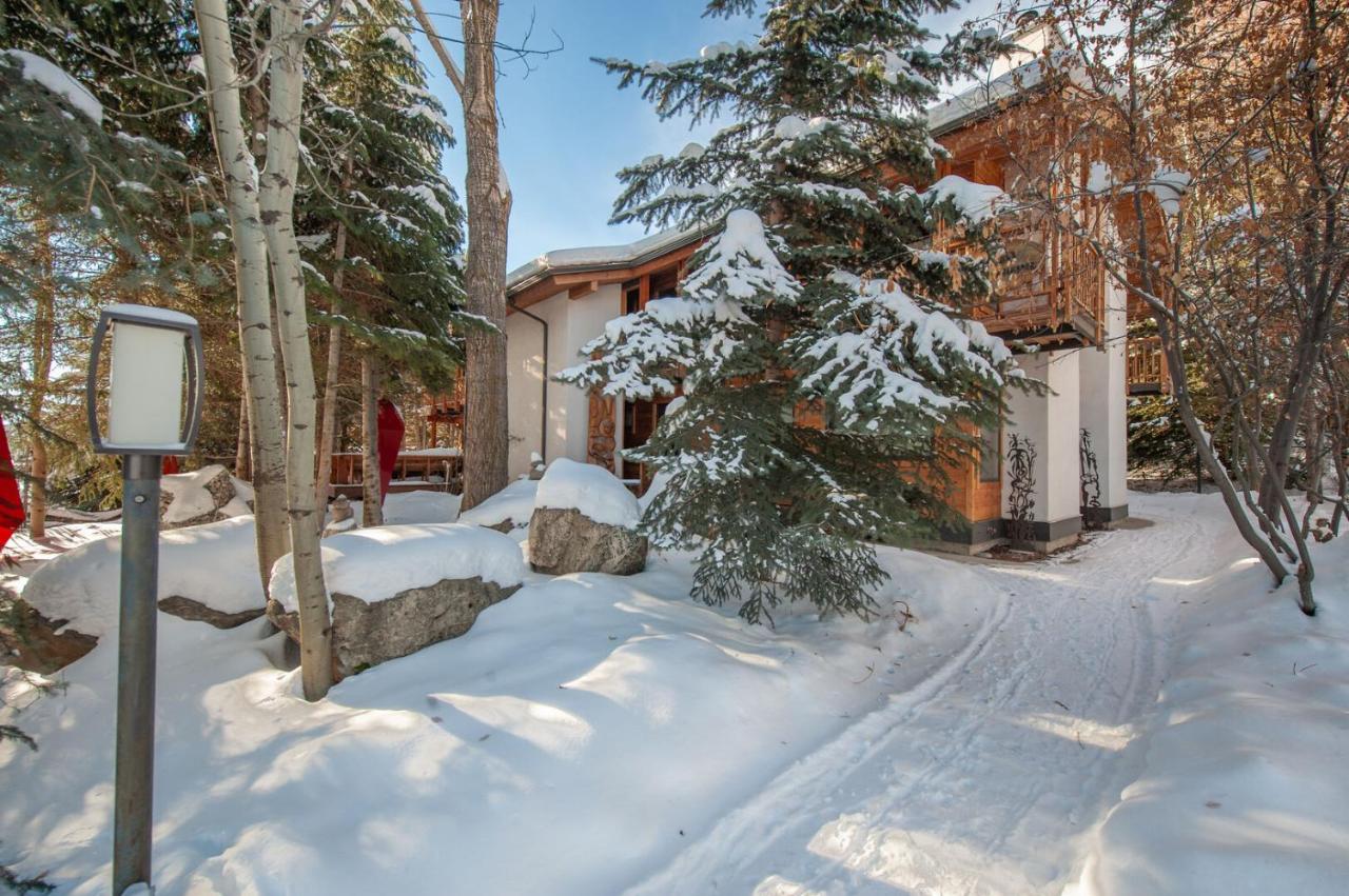 RMR: La Choumine 4 Condo in Teton Village Steps from the Mountain - B&B Teton Village