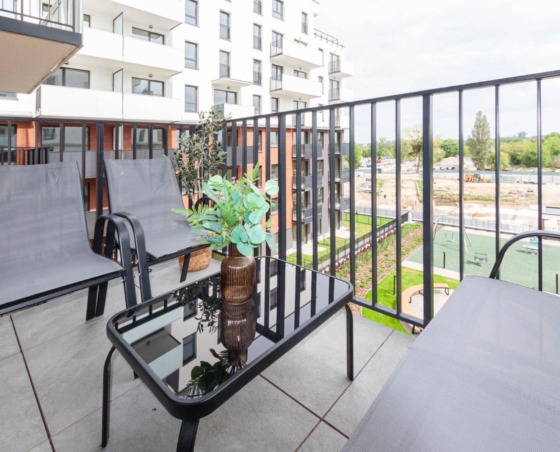 Apartly -Riverside Apartment II & Balkon, Parking - B&B Szczecin