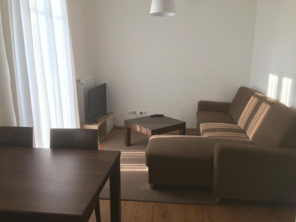 Apartamento con balcón