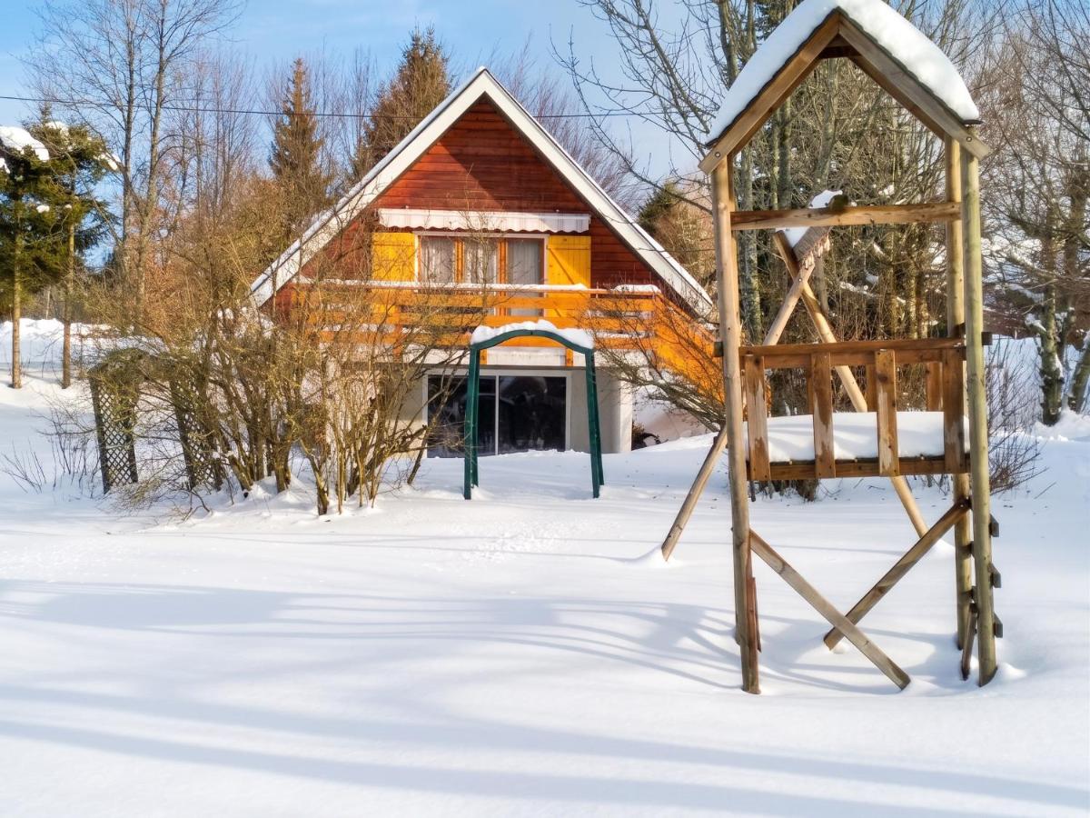Chalet charmant à Autrans, 50 m², proximité montagnes et jardin - Bed and Breakfast Autrans