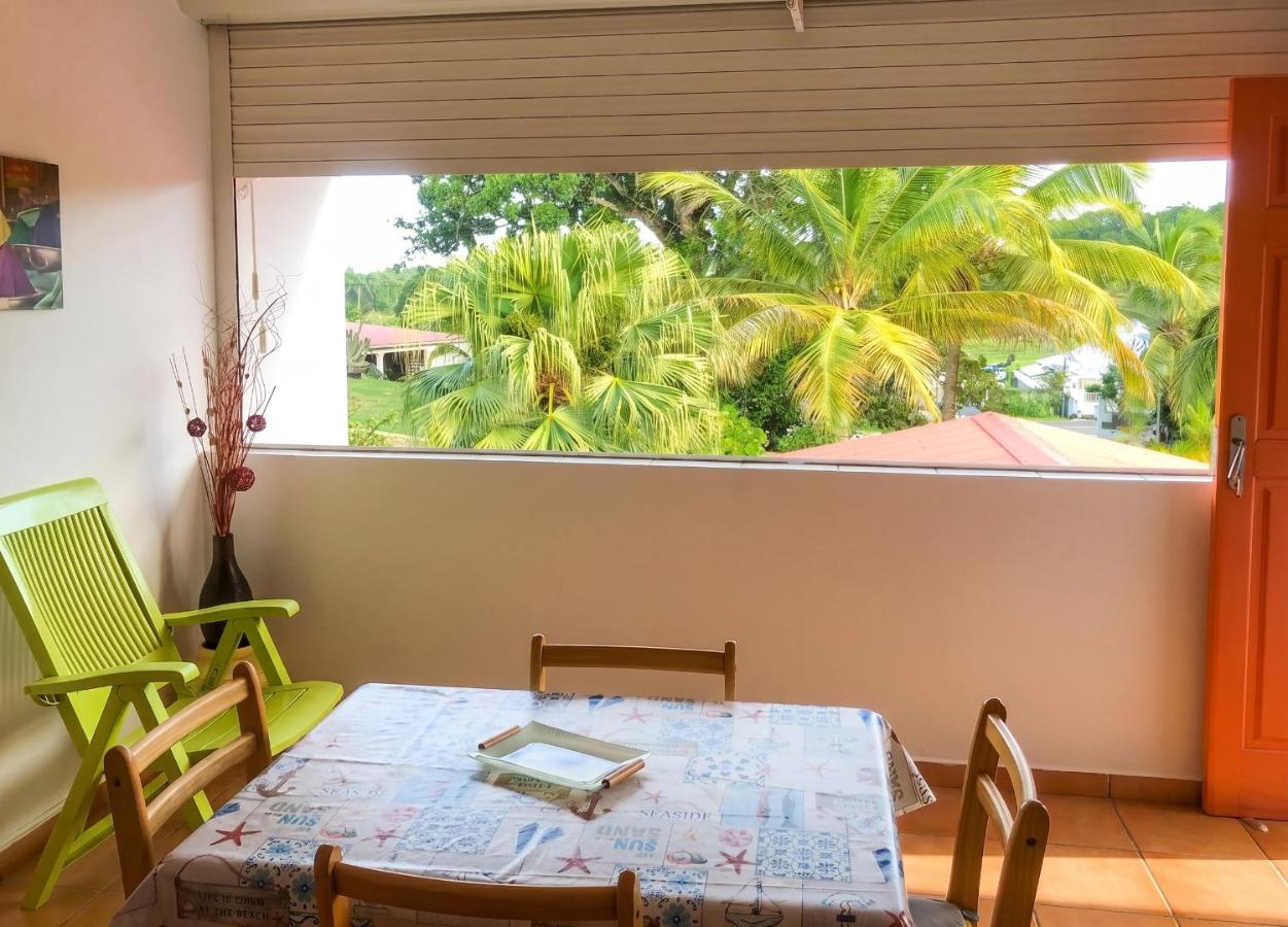 Appartement charmant à Sainte-Anne - 45 m² avec vue sur le jardin - Chambres d'hôtes Sainte-Anne