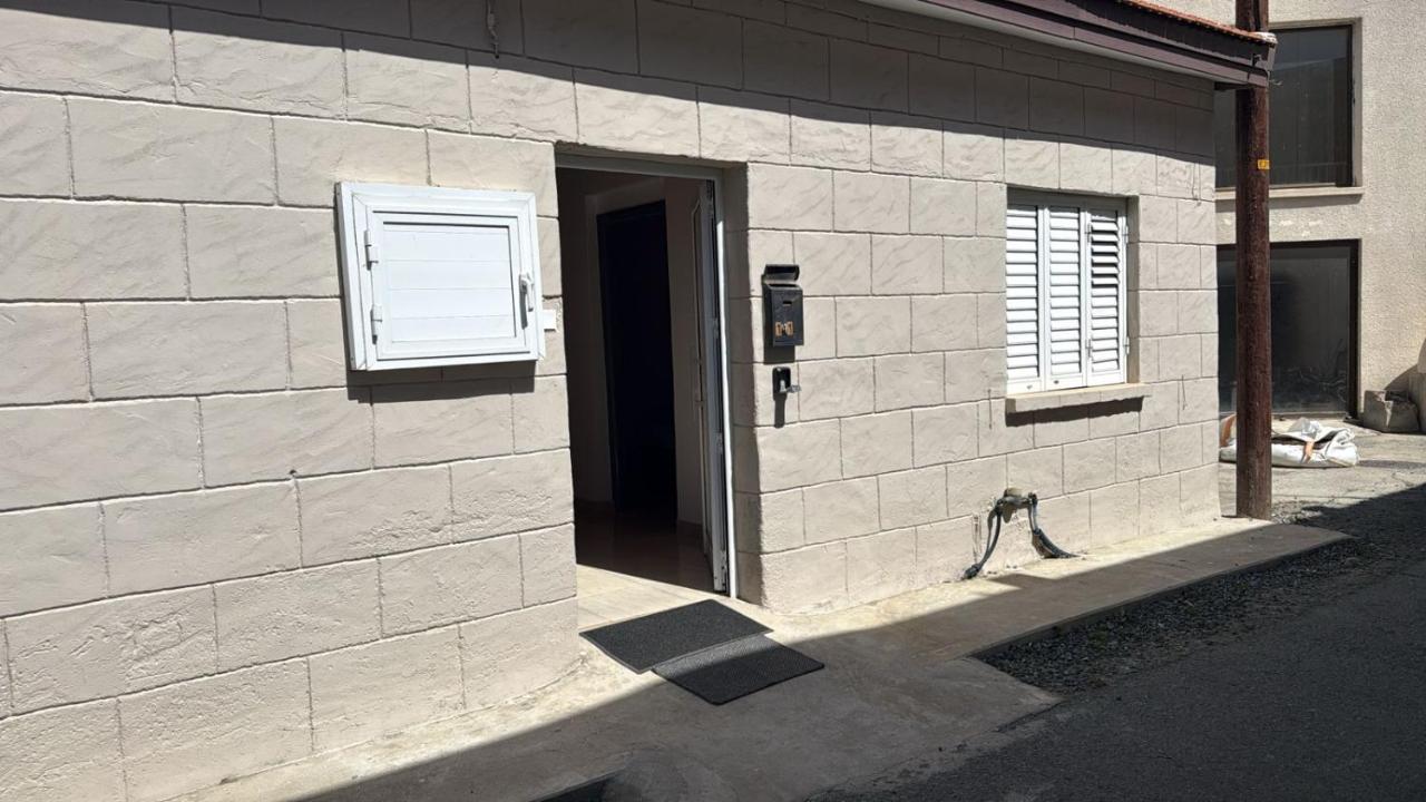 Town House, 10m from Chabad Lubavitch - B&B Larnaka