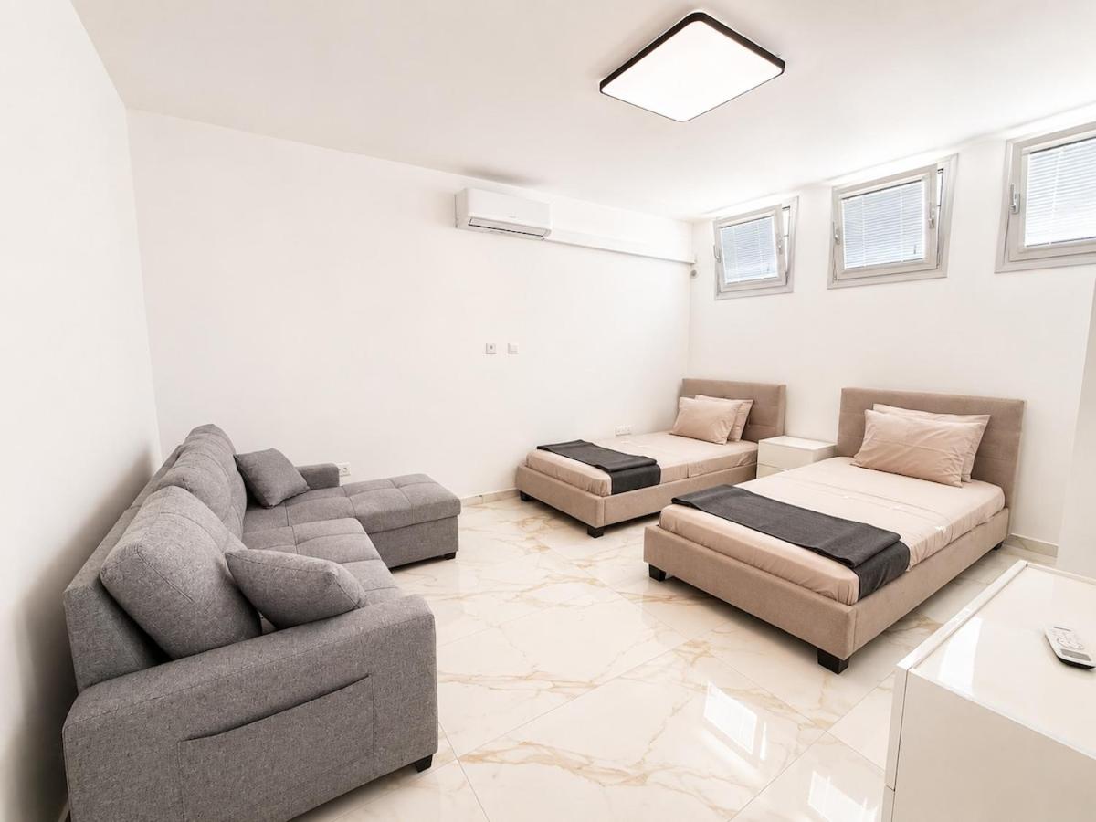 Villa Celestia - Ferienwohnung Neo Chorio