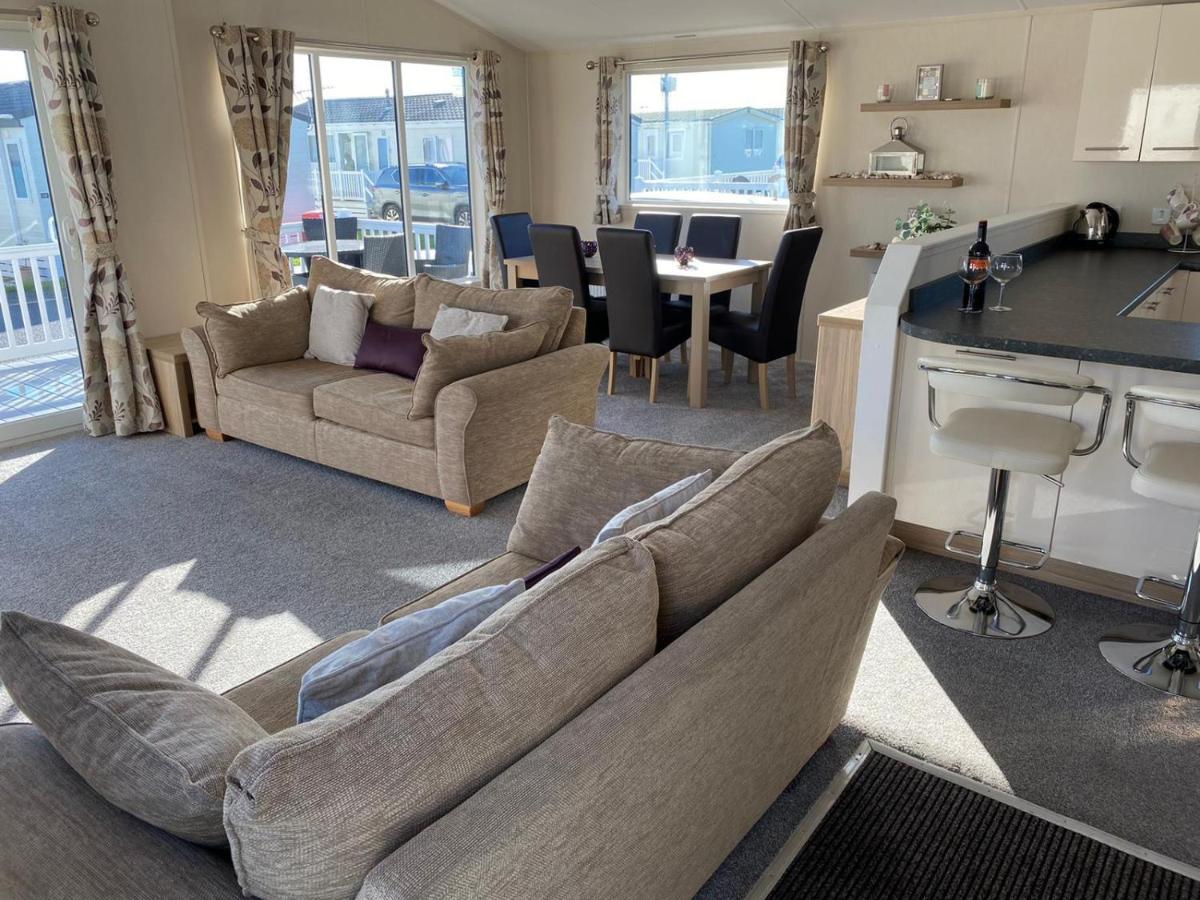 Lagoon View Lodge, Haven Church Farm - Chambres d'hôtes Pagham
