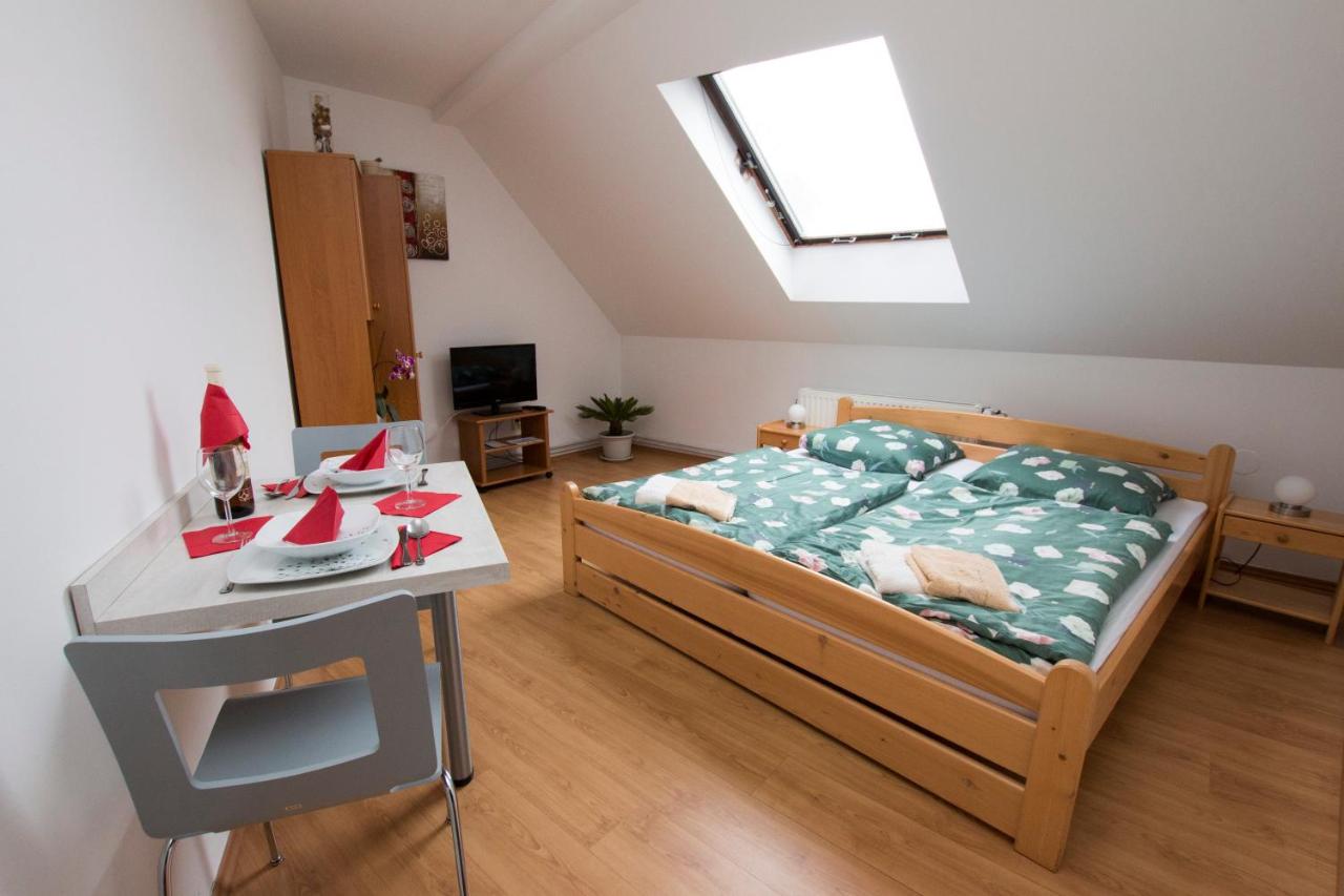 Doppelzimmer mit Terrasse