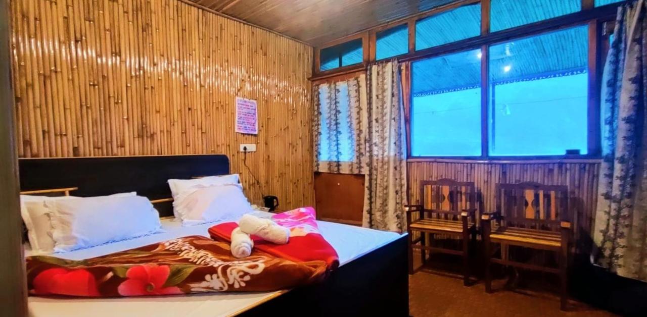 Doppelzimmer mit Bergblick